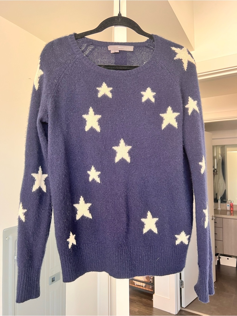 360Cashmere Navy Crewneck White Star Cashmere Sweater Size Small
